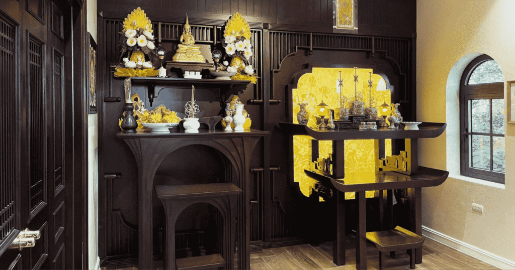 Cách Bài Trí Bàn Thờ Gia Tiên Trong Nhà Thông Qua Vật Phẩm