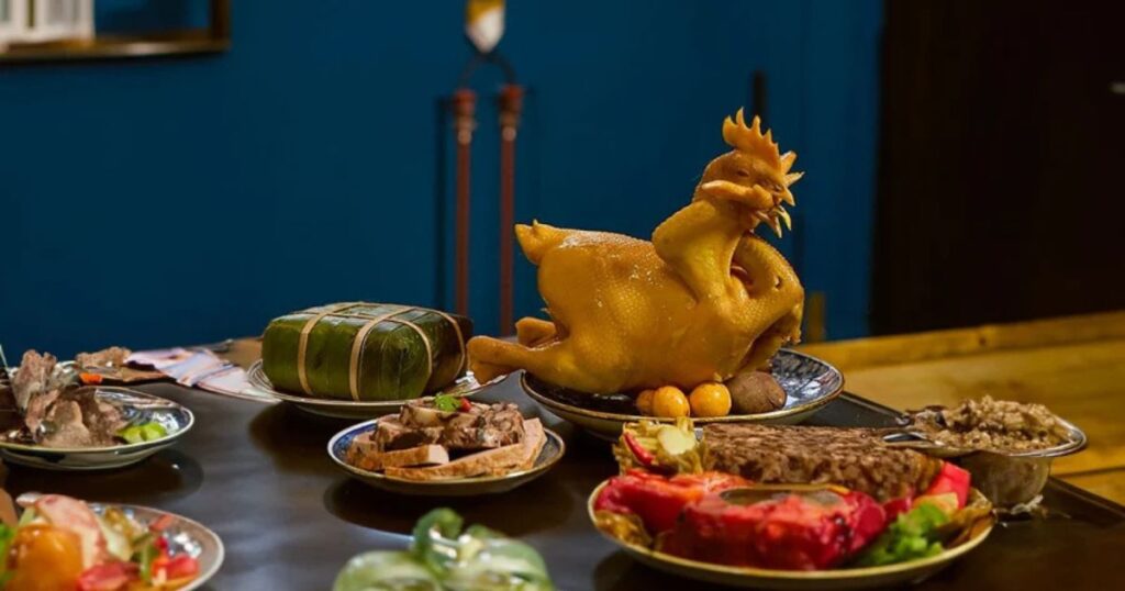 Hướng Đặt Gà Cúng Tất Niên: Bí Quyết Đón Phúc Lộc Cả Năm