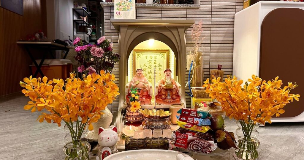 Văn khấn thần tài chi tiết