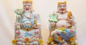 Đặt tượng ông thần tài bên trái hay bên phải